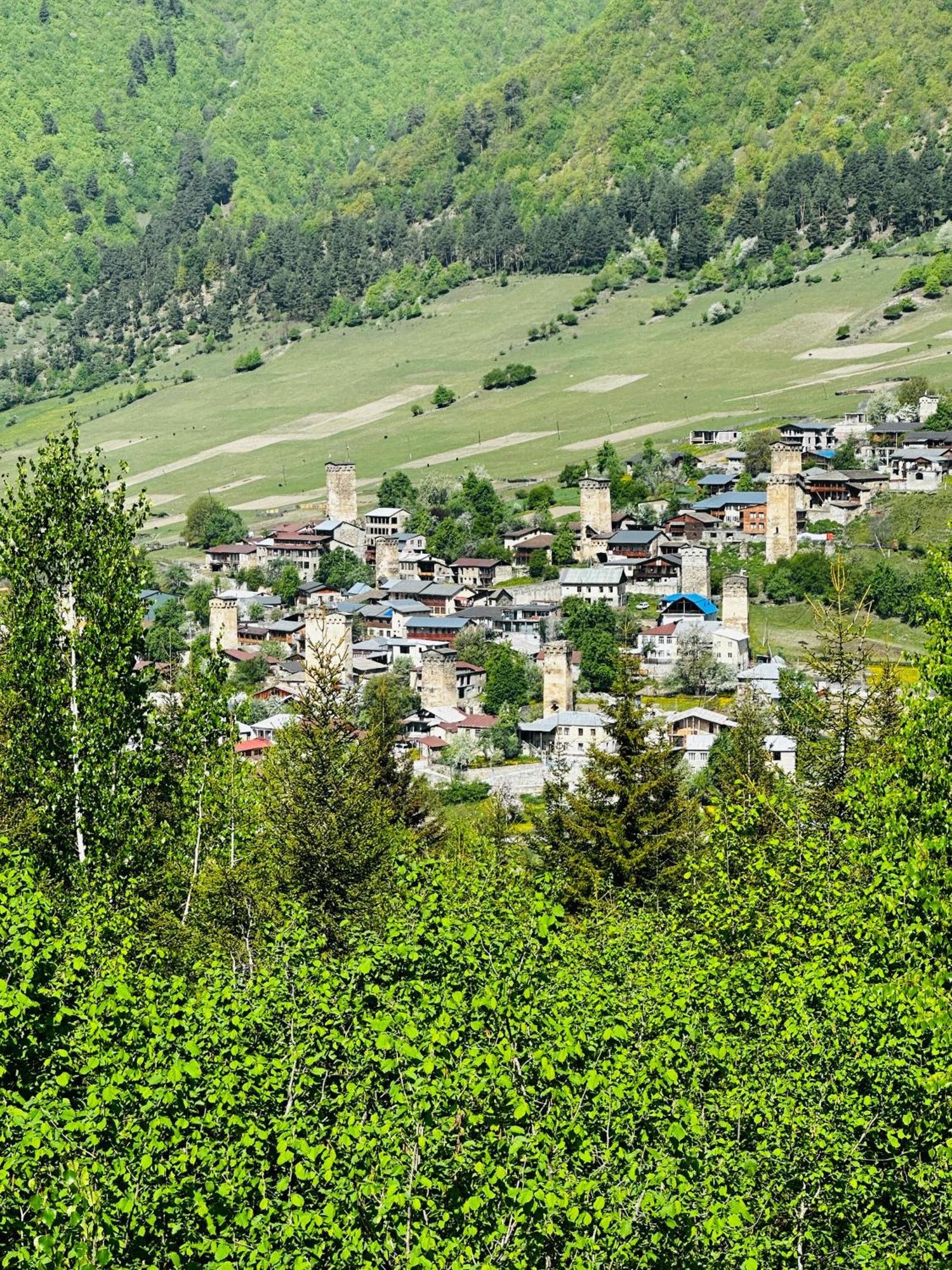 Hotel "Panorama" Kakhri Mestia Exterior foto